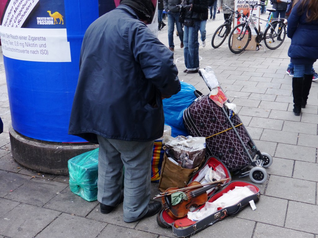 Deutschland rüstet auf – und rüstet innen&nbsp;ab
